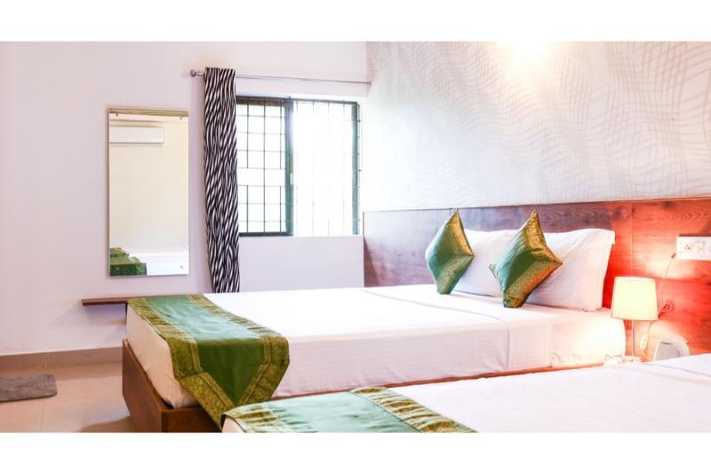 Treebo Pappilon Palace - Pvs Circle Mangalore Buitenkant foto